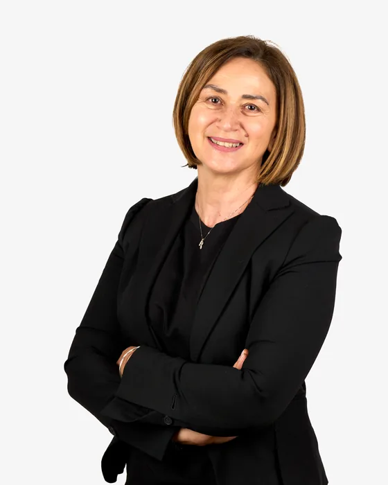 Chiara Schiariti, Titolare